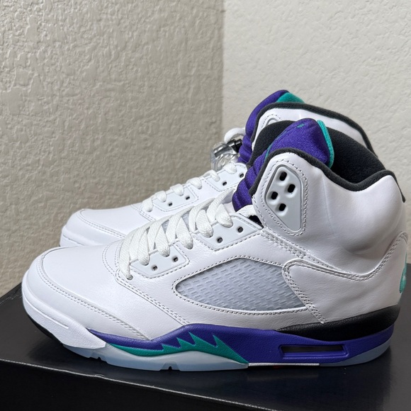 Air Jordan 5 retro OG White and Purple High-Top Sneakers size 7 - Picture 8 of 16